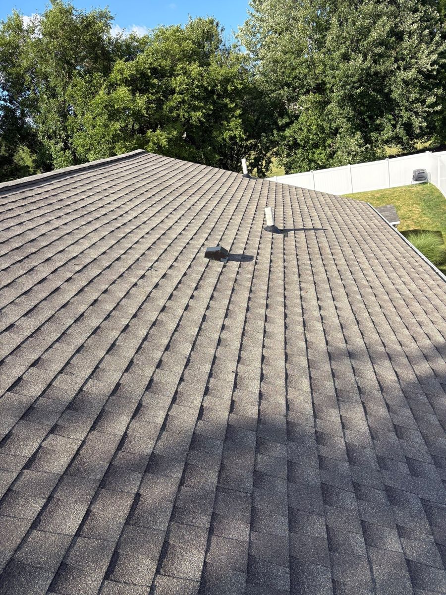 Finished GAF Timberline HDZ roof with ridge vent on a Newtown home